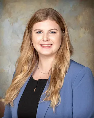 Kylie Grissom Headshot